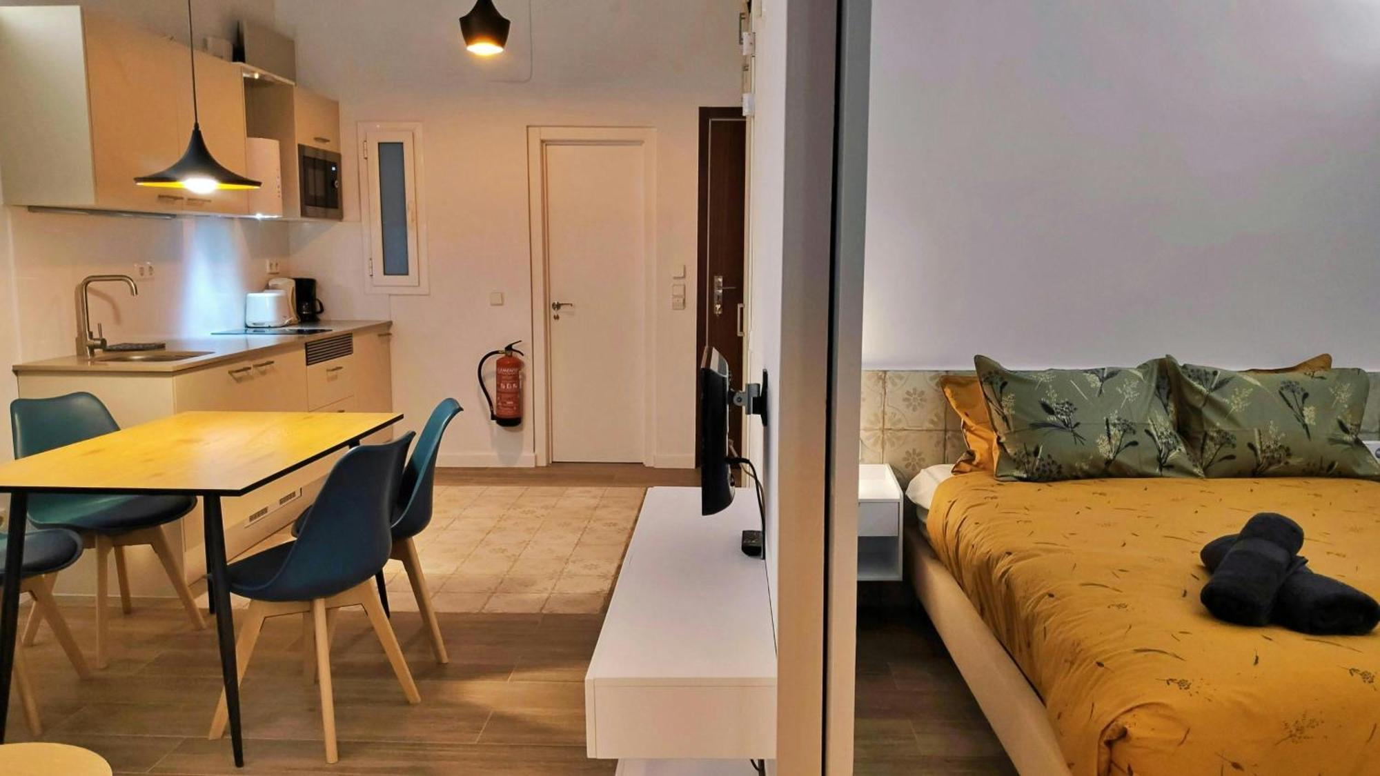Sant Antoni 3 - Downtown Barcelona. Modern Apartment Exterior photo